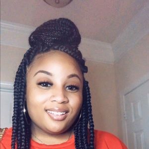 Meet your Posher, Jasmine